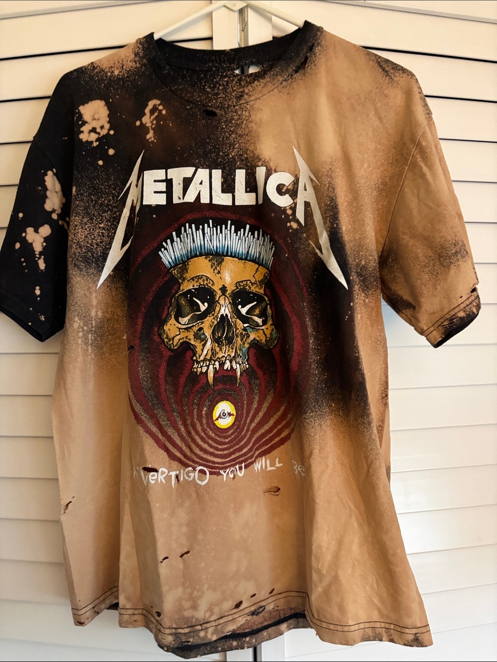 Metallica Brown Tie-Dye Skull Graphic Tee - Men